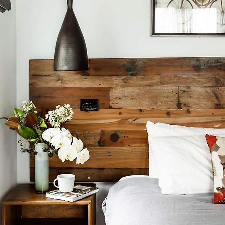 Timber Door Luxury Accommodation Джелонг Экстерьер фото